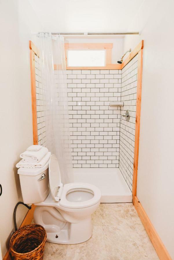 Rainbow Mountain Resort - Lgbtq Friendly Восток Страудсберг Экстерьер фото